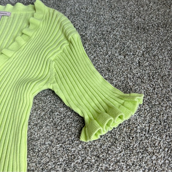 BCBGeneration Lime Green Short Sleeve Ruffle Cardigan, Size Large - Picture 5 of 7